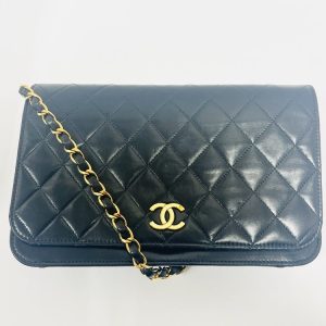 CHANEL ラインストーン パール ピアスの買取実績 | 買取専門店さすがや