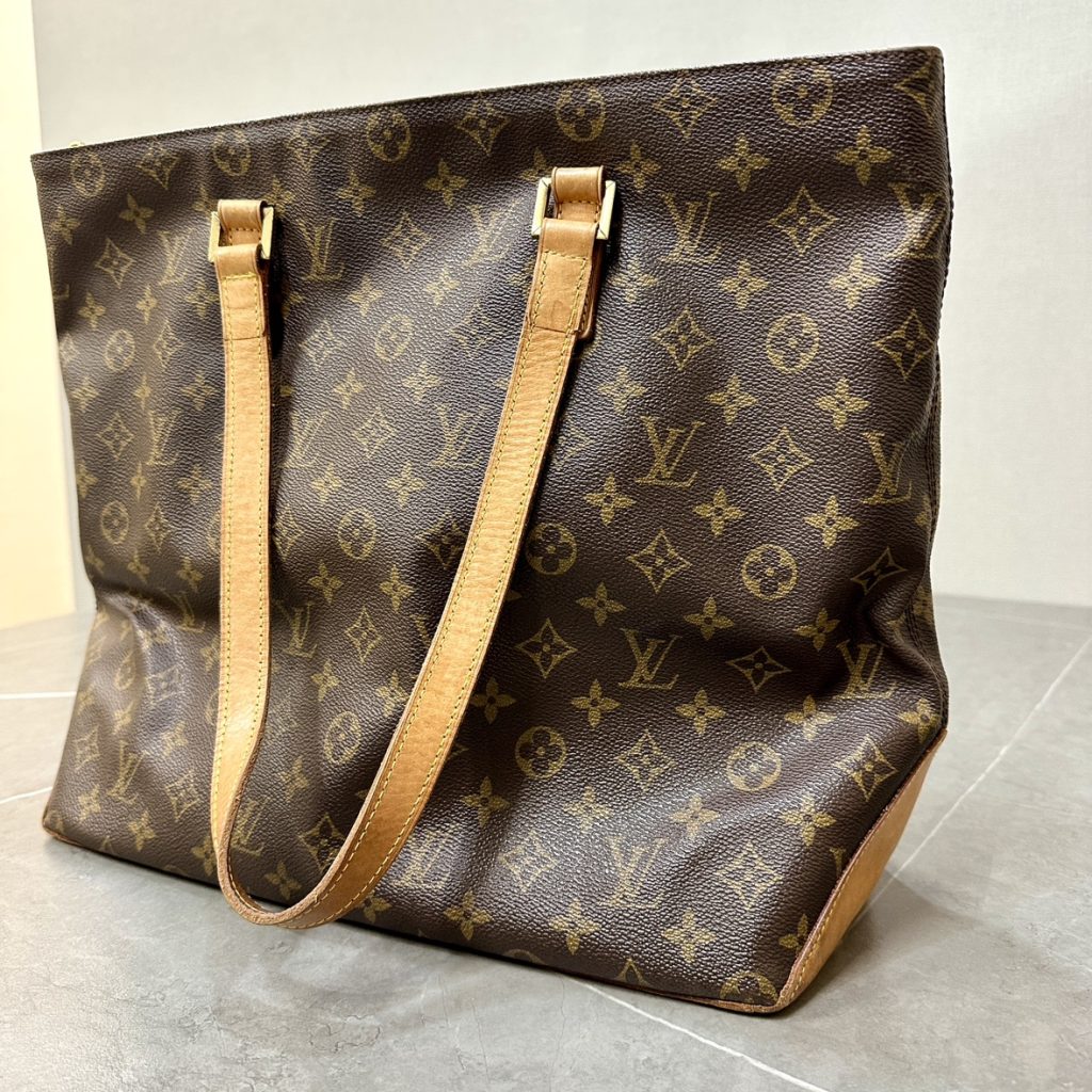 Louis Vuitton ルイヴィトン モノグラム カバ・メゾ バッグ