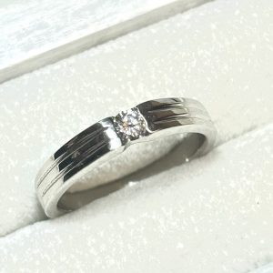 Pt900　プラチナ　リング　ダイヤモンド