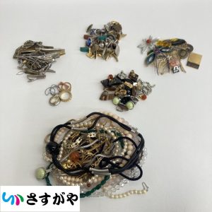 メッキアクセサリー 多数