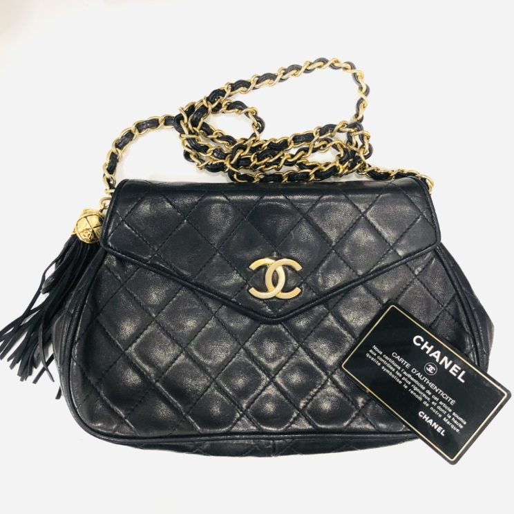 CHANEL チェーンショルダーバッグ