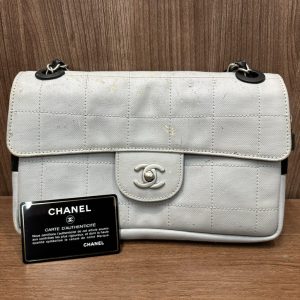 シャネルチョコバー　ダブルチェーンショルダーバッグ