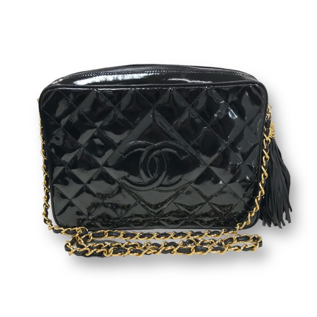 シャネル CHANEL エナメル バッグ