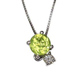 【ペリドットネックレス】K10 アクセサリー