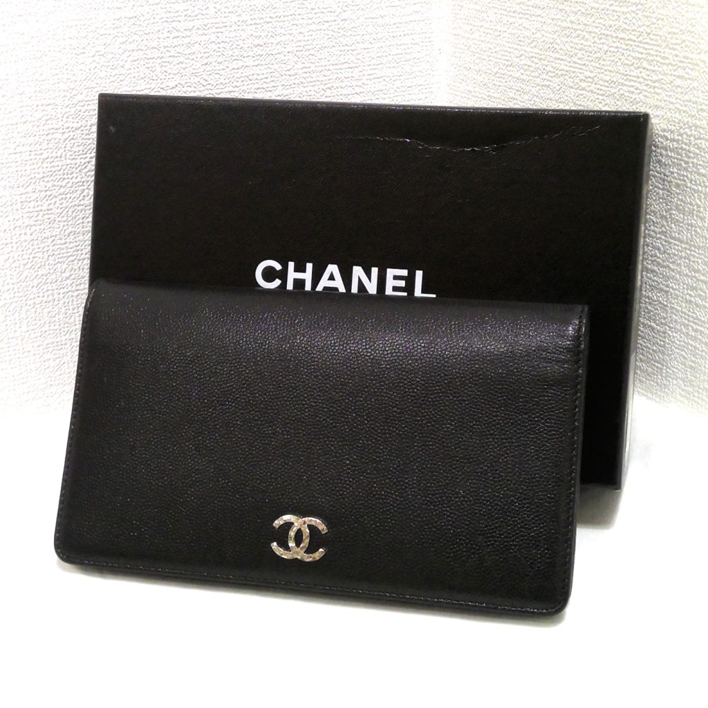 CHANEL キャビアスキン 財布