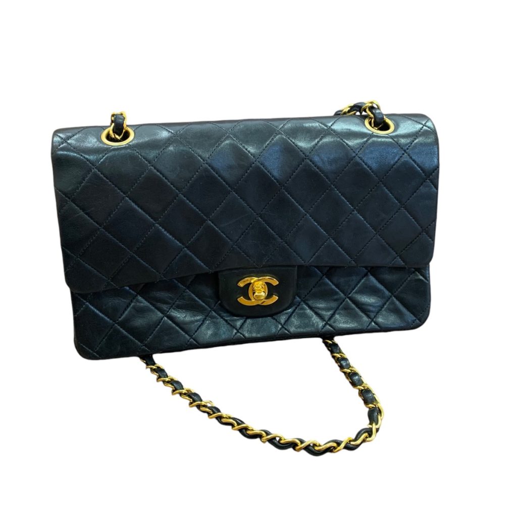 CHANEL シャネル マトラッセ ラムスキン ショルダーバッグの買取実績 