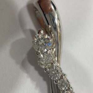 ダイヤ付きプラチナペンダントトップ