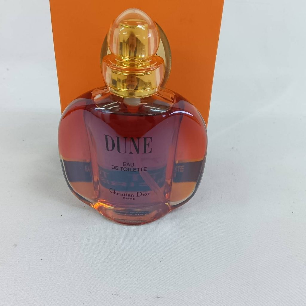 Dior  香水