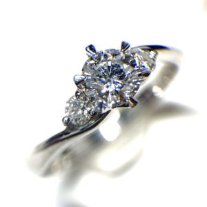 Pt900 ダイヤモンド付 リング