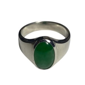 Pt900 プラチナ900 石付き 翡翠(ヒスイ) 3ct(3カラット) リング