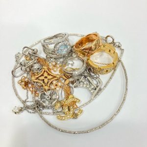 貴金属