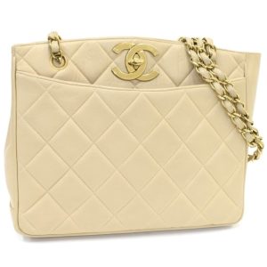 CHANEL シャネル マトラッセ ショルダーバッグ