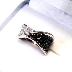 K18WG メレダイヤリング