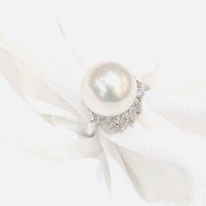 Pt900 パール メレダイヤ付き リング