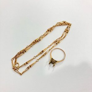 金 アクセサリー