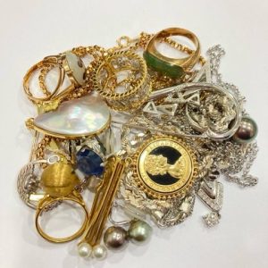 K18(18金) ヒスイ付ネクタイピンの買取実績 | 買取専門店さすがや