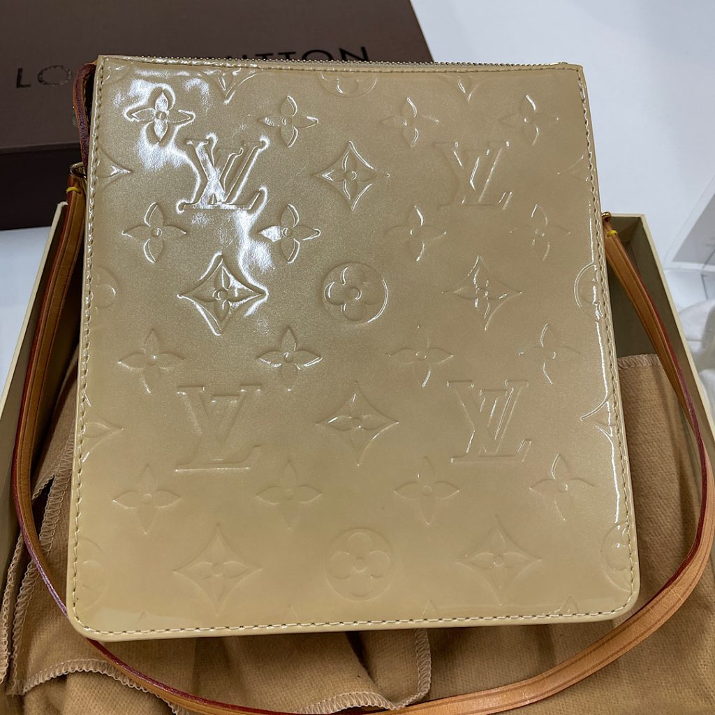 ゴールデンウィーク営業中!ルイヴィトン ヴェルニ ハンドバックの買取| 龍ケ崎市川崎町