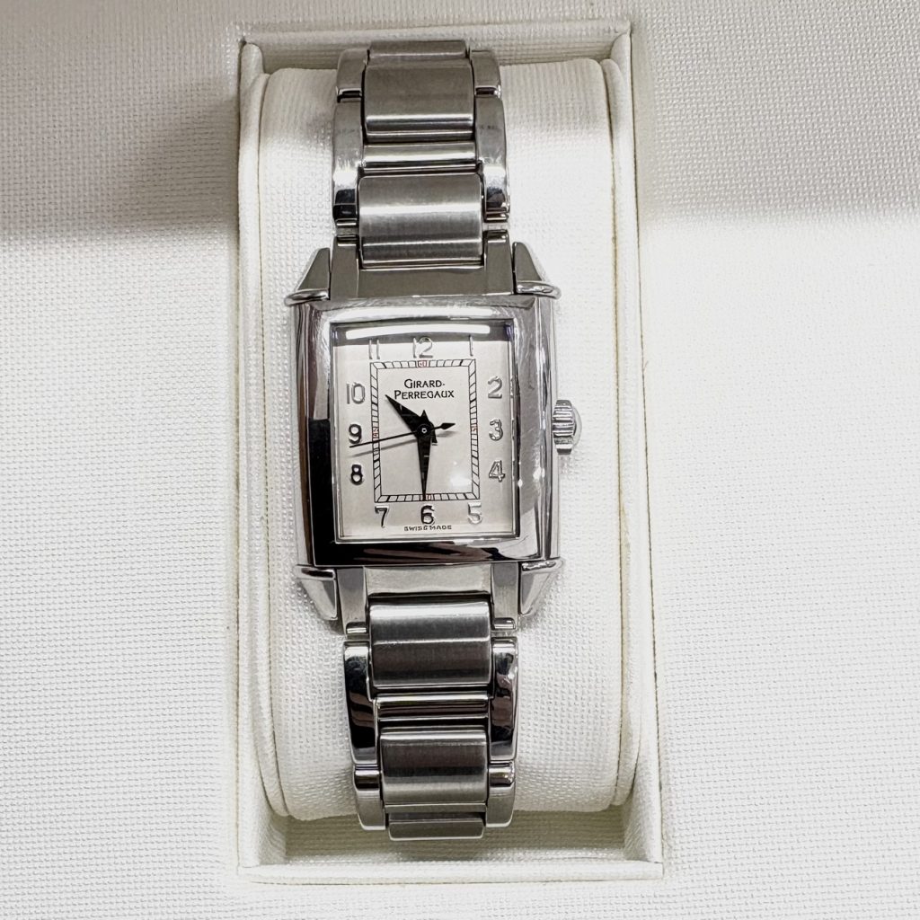 GIRARD PERREGAUX ジラール・ペルゴ ヴィンテージ1945 Ref.25900.1.11.105