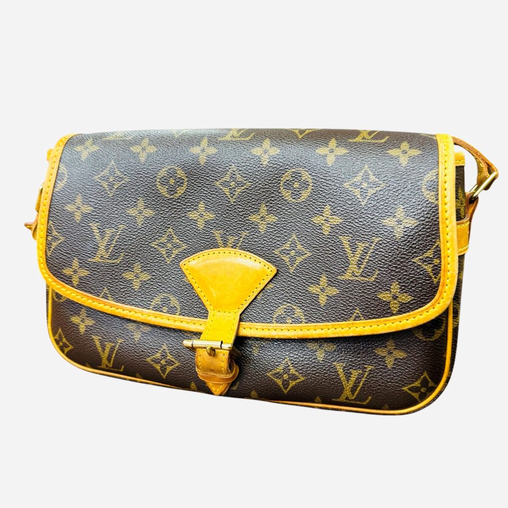 LOUIS VUITTON ルイヴィトン モノグラム ソローニュ
