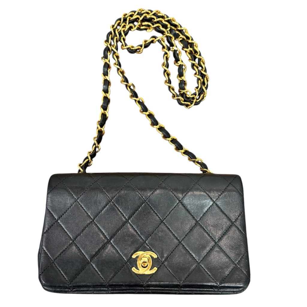 CHANEL シャネル ミニマトラッセ