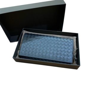【BOTTEGA VENETA】ボッテガ・ヴェネタ・イントレチャートラージフラップウォレット・ブランド長財布・ブランド品