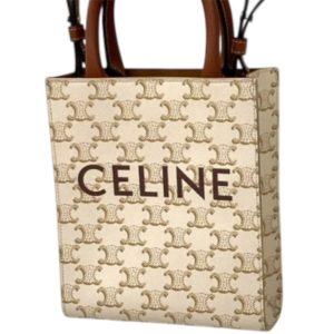 セリーヌ　トリオンフ　ミニ バーティカル カバ