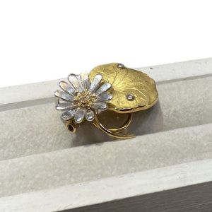K18 18金 ゴールド Pt900 プラチナ コンビ ハーフ ブローチ ジュエリー 貴金属