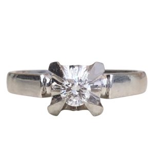 PT900（プラチナ）　ダイヤモンド付き 　指輪（リング）