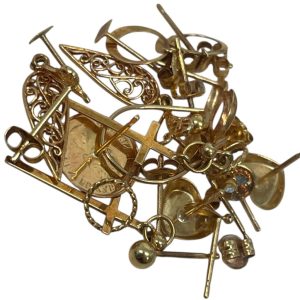 K18ピアスとイヤリングを函館でまとめて買取しました|金相場上昇中で高価査定中