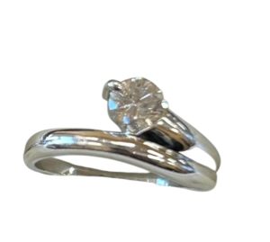 Pt900（プラチナ）ダイヤモンド付きリング（指輪）