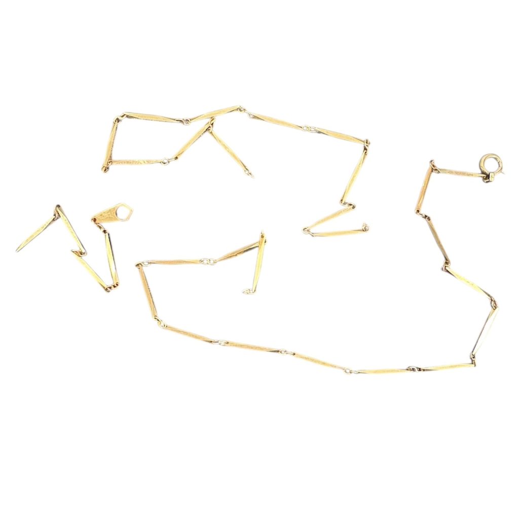 金　ちぎれたネックレス