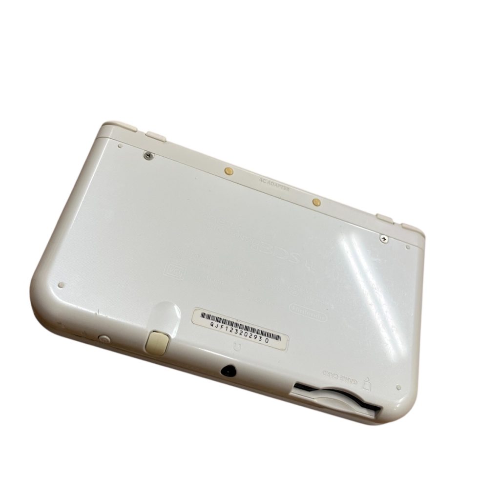 NINTENDO 任天堂3DS LL 本体