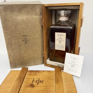 HINE EXTRA COGNAC リモージュ陶器 24CT 金鹿ボトルの買取実績