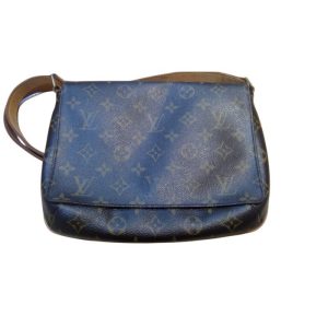 ルイ・ヴィトン ミュゼットタンゴ（モノグラム）