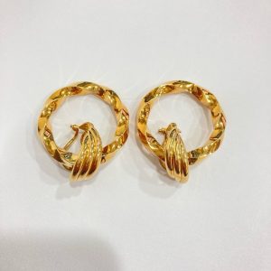 金 ピアス
