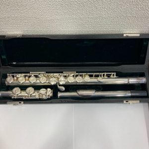 ヤマハ トランペット YTR-1335 ケース付き - メルカリ