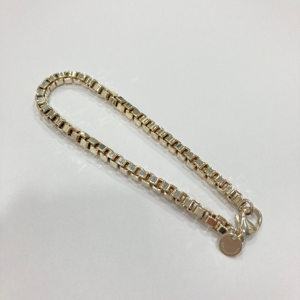ティファニーシルバーブレス