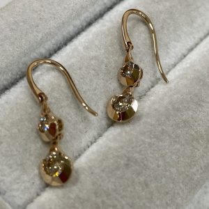 貴金属価格上昇中| K18ダイヤモンド付きピアスの買取| 取手市光風台