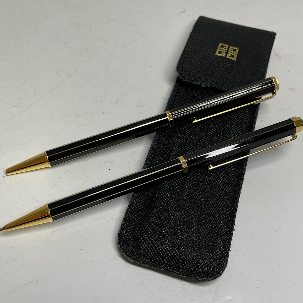 万年筆 ボールペンの買取店| ジバンシーボールペンセットの買取 | 我孫子市久寺家