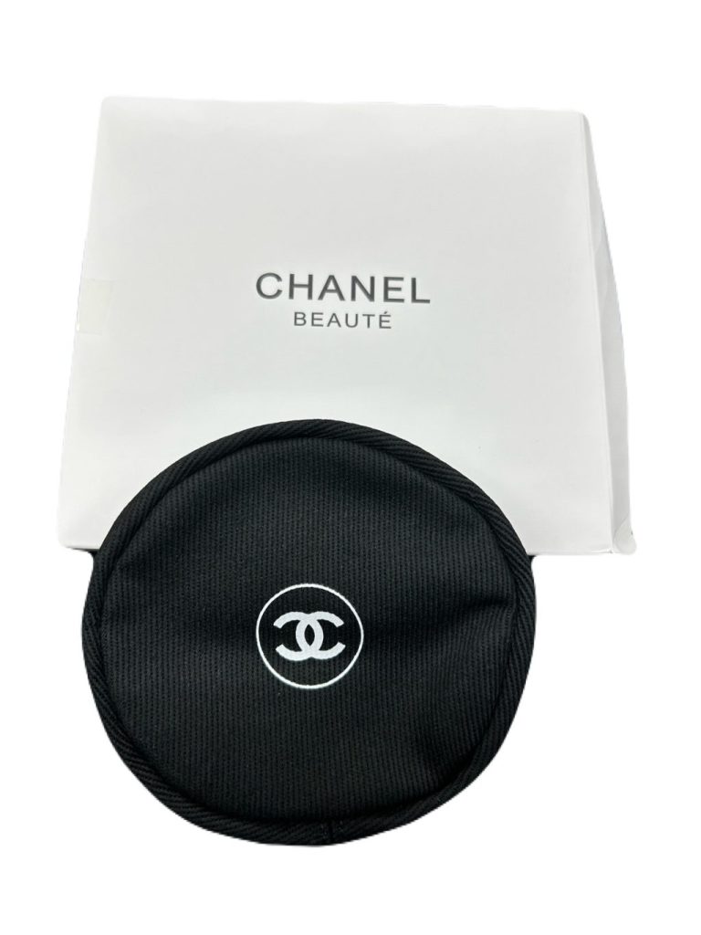 CHANEL シャネル ノベルティ ポーチ ●埼玉県入間市仏子からお越しのお客様よりお買取させていただきました