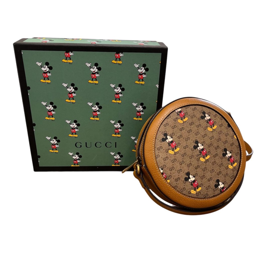 GUCCI×ディズニー GGスプリームキャンバス