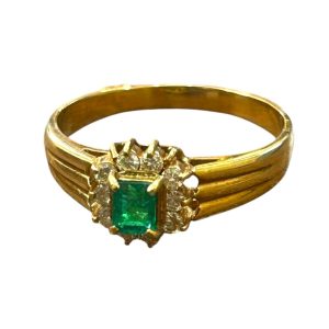 K18(18金)　リング　エメラルド