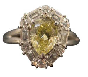Pt900 イエローダイヤモンド1.101ct メレダイヤモンド0.57ct リング
