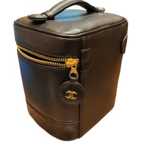 CHANEL シャネル バニティバッグ カーフスキン