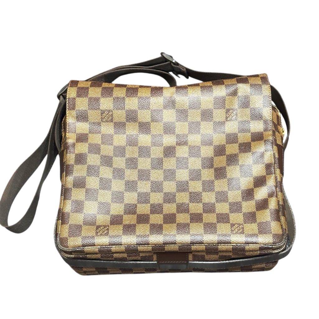 LOUIS VUITTON(ルイヴィトン) ダミエ・エベヌ ナヴィグリオ