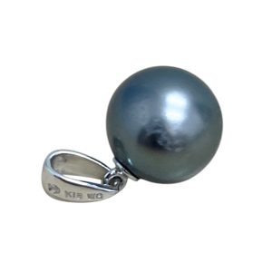 K18WGペンダントトップ  黒真珠付き