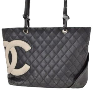 美品 CHANEL シャネル バニティポーチ キャビアスキン キャビア