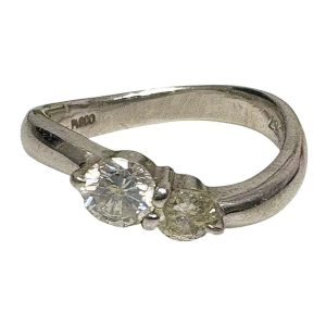 Pt900 ダイヤモンド リング