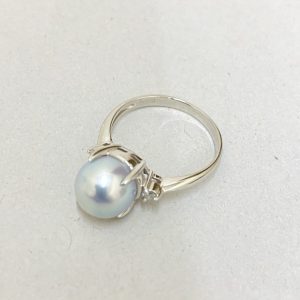 プラチナパールリング　ダイヤ入り、専門店より出品です。 リング プラチナ パール 真珠 ダイヤモンドの買取実績 | 買取