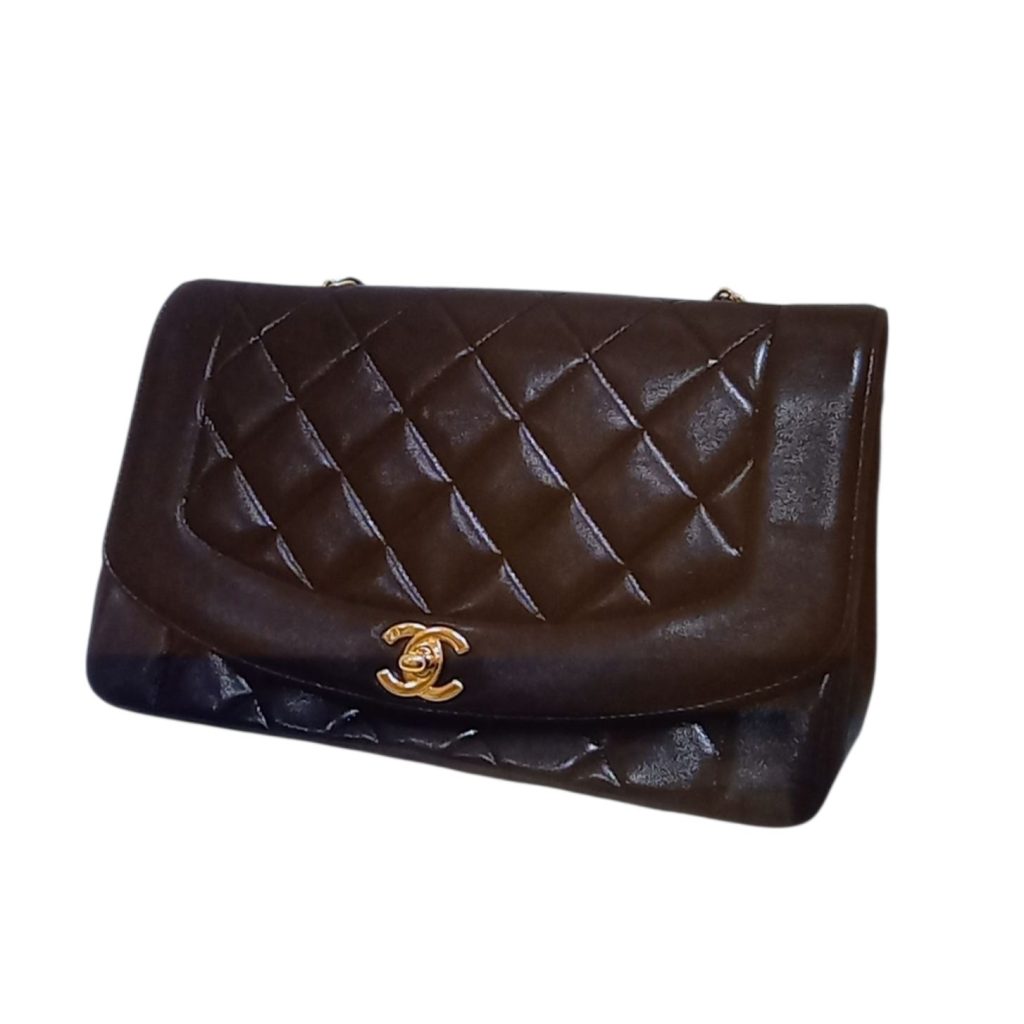 CHANEL マトラッセ ダイアナフラップ